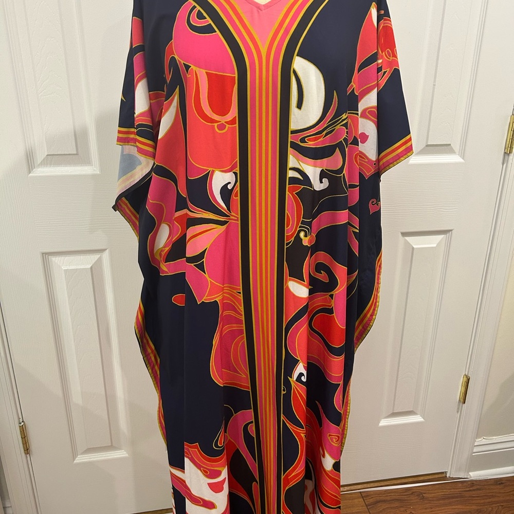 Paparazzi Vibrant Maxi Dress - Black and Pink